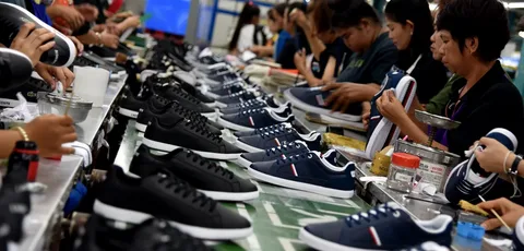 Casual-Shoes-Manufacturing